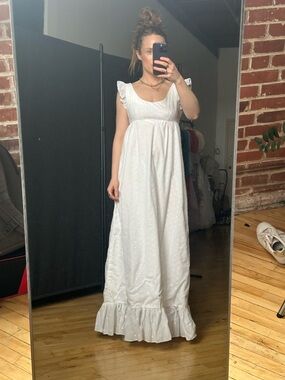 Vintage White Eyelet Maxi Dress with Ruffle Hem